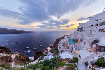 Oia Angle Cavehouse