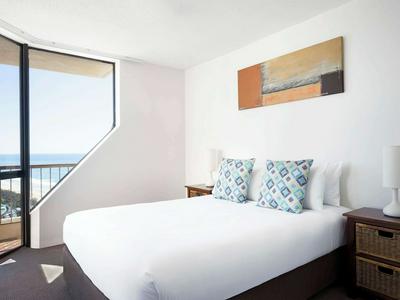 Paradise Centre Apartments