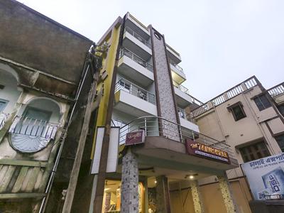 OYO 60609 Hotel Tanushree