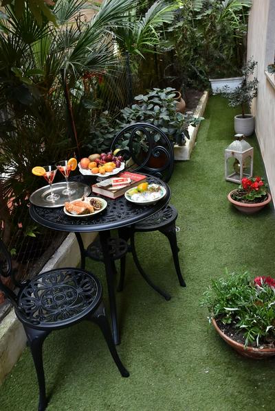 Gloden House Apartments