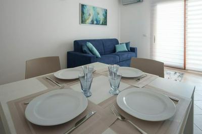 Welcomely- Xenia Boutique House - Apt 8