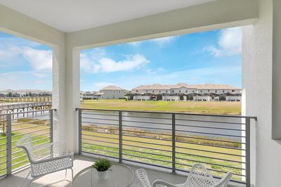Dreamy Condo at Storey Lake Stl112