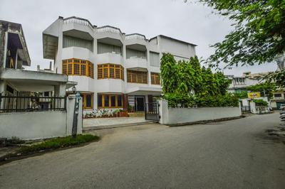 OYO 14814 Hotel Vinayak