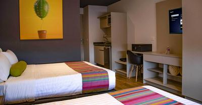 Hotel Estancias VIVE MX el marques Queretaro, Trademark