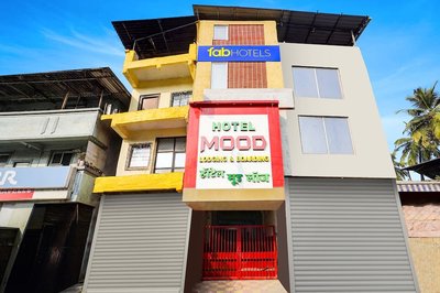 Fabhotel Mood Inn