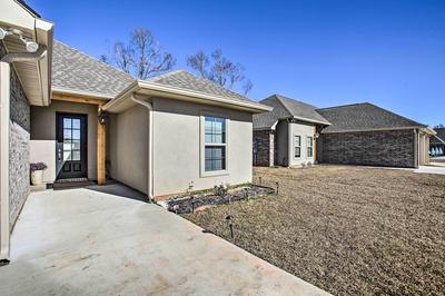 Lovely Hammond Getaway w/ Patio & Yard!