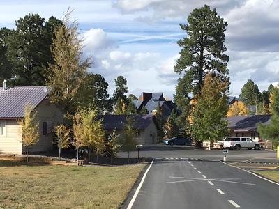 Mountain Landing Suites & RV Park