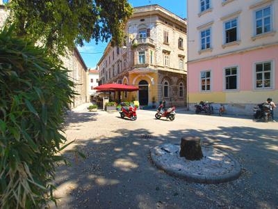 Apartment 1636