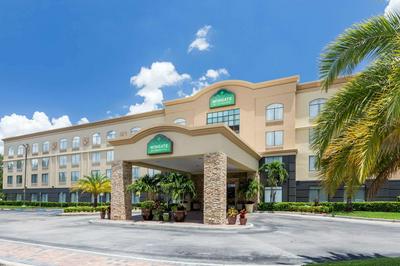 Wingate by Wyndham Convention Ctr Closest Universal Orlando
