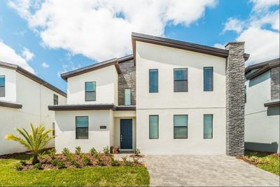 Luxury Lake View 8 BR Villa With Games Room