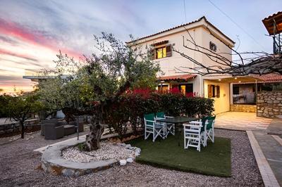 Stoupa Serene Gem - Spitiko Garden Sanctuary