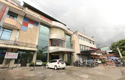 OYO 2057 Hotel Kharisma