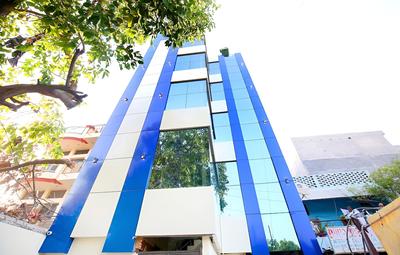 OYO 40307 Mohali Blue