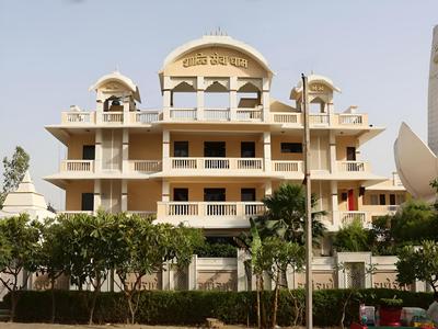 OYO 13564 Near Prem Mandir
