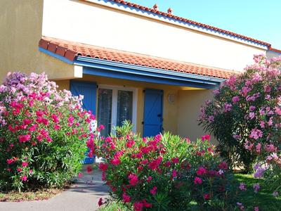 Colorful Holiday Home With a in Mediterranean Style