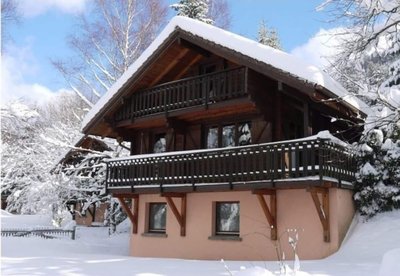 LE Renne Chalet en Bois au Calme Avec SPA Jacuzzi