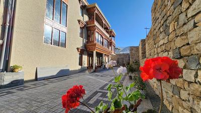 Hotel Ladakh Heights