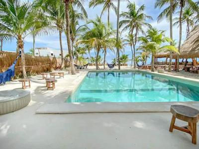 Nílu Isla Mujeres by Selina