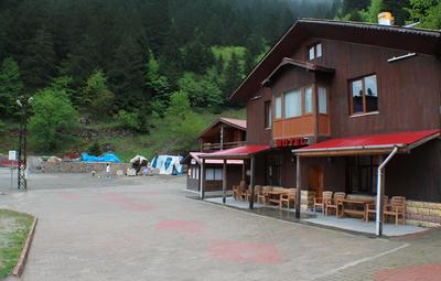 Uzungol Motel