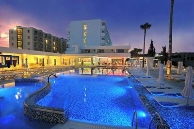 Nelia Beach Hotel & Spa
