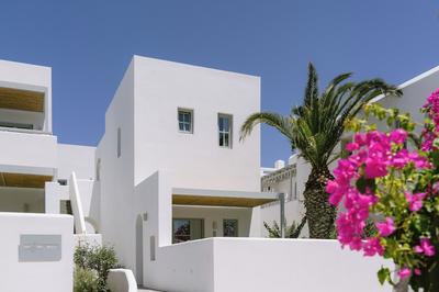 Mr & Mrs White Paros Suites & More