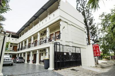 Hotel O Roemah Gebang