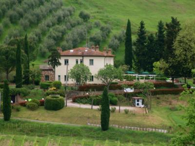 Belvilla by OYO Beautiful Farmhouse With Pool
