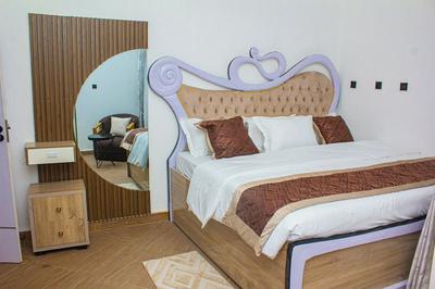 THE BLEVICK SUITES AND APARTMENTS