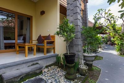 RedDoorz @ Danau Tamblingan Sanur