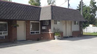 Trails End Motel