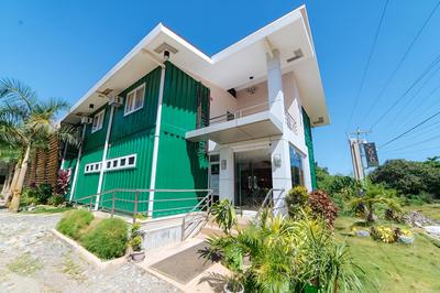 RedDoorz Plus near Puerto Princesa City Hall