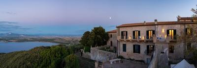 "luxury House In Populonia Above The Sea"