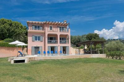 Villa Velanidi in Kaligata