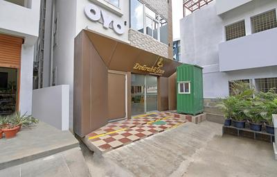 OYO 10395 Hotel Dvarka INN