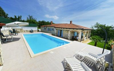 Villa Dany With View