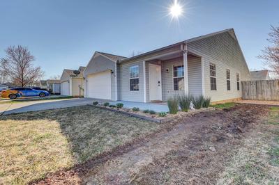 Chic Bentonville Home w/ Patio & Fire Pit!