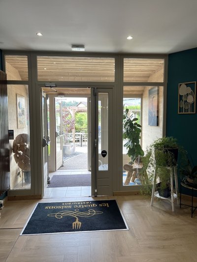 Hôtel Restaurant Les Quatre Saisons