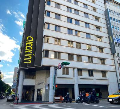 CHECK inn Taipei Main Station