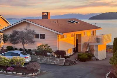 Anacortes Paradise Vacation Rental w/ Water Views!