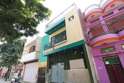 OYO Flagship 24679 Hotel Green House