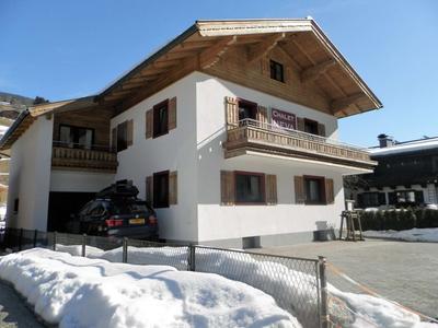 Luxury Chalet with Sauna near Ski Area in Salzburg
