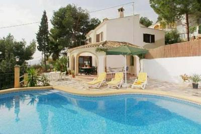 Bonestar in Javea With 5 Bedrooms and 2 Bathrooms