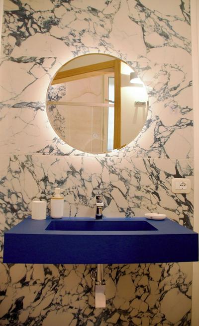 Theater Luxury Apartment