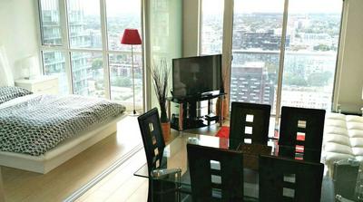 Pelicanstay in Toronto Entertainment District