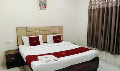 Fabhotel Vedika