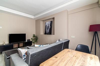 Central Flat Near Taksim Square With Balcony