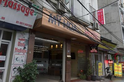 RedDoorz near My Dinh Bus Station 2