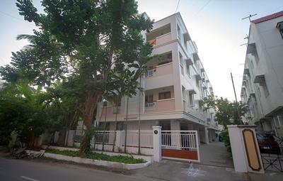 OYO 24394 Flagship Deepalakshmi T Nagar