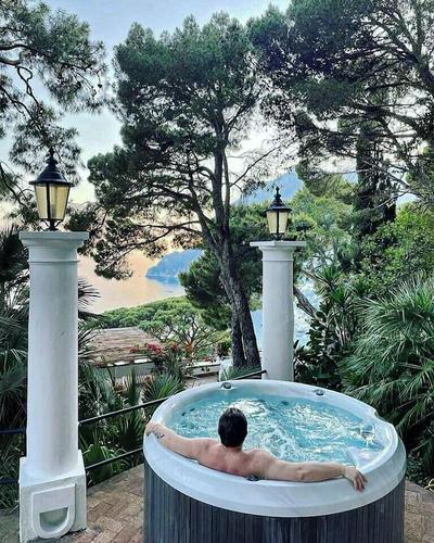 Villacore Capri
