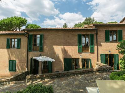 Cozy Holiday Home With Pool in Sienna Italy